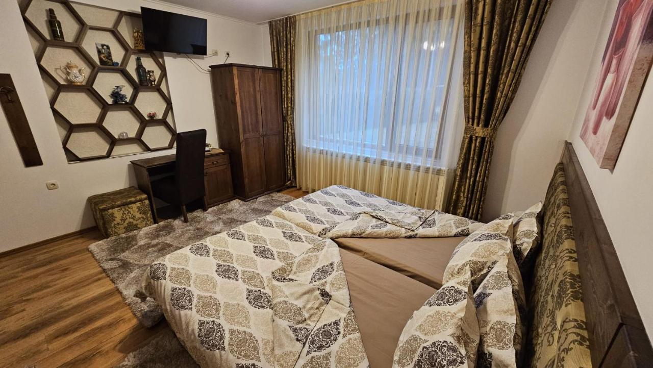 Villa Hills - Къща За Гости С Храна Orlino Kültér fotó